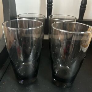 Set of (4) Libbey Classic Smoke glassware collection. 18 oz